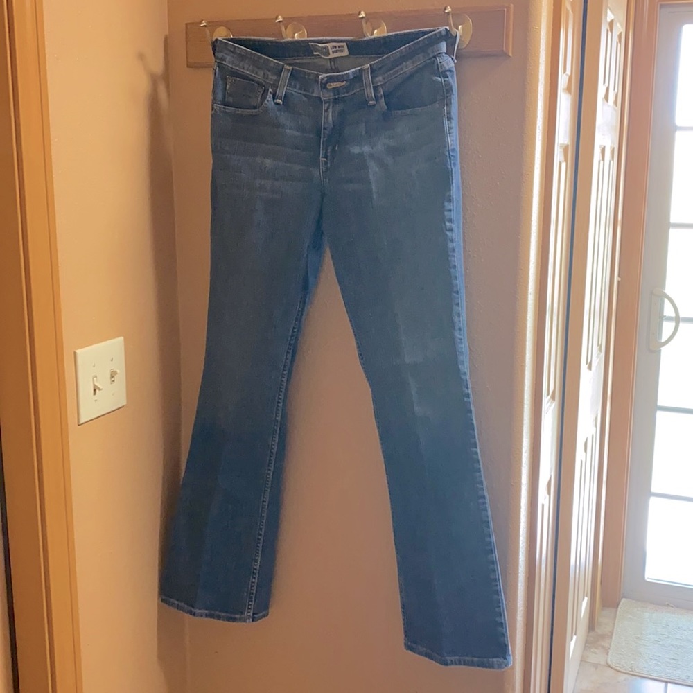 Signature Levi Strauss & CO